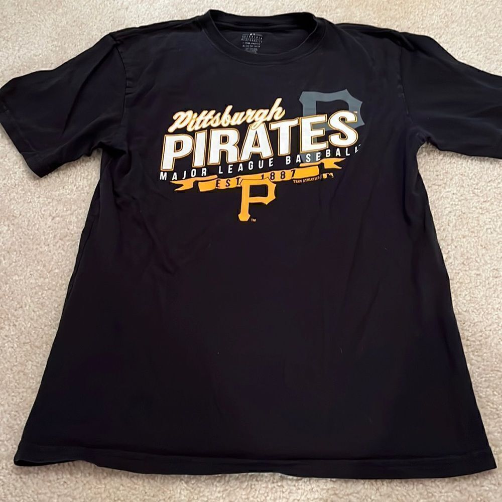 GENUINE MERCHANDISE SIZE XL PITTSBURGH PIRATES SHIRT